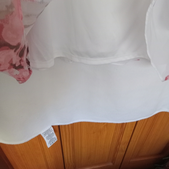 Chiffon Halter Dress - Picture 5 of 8